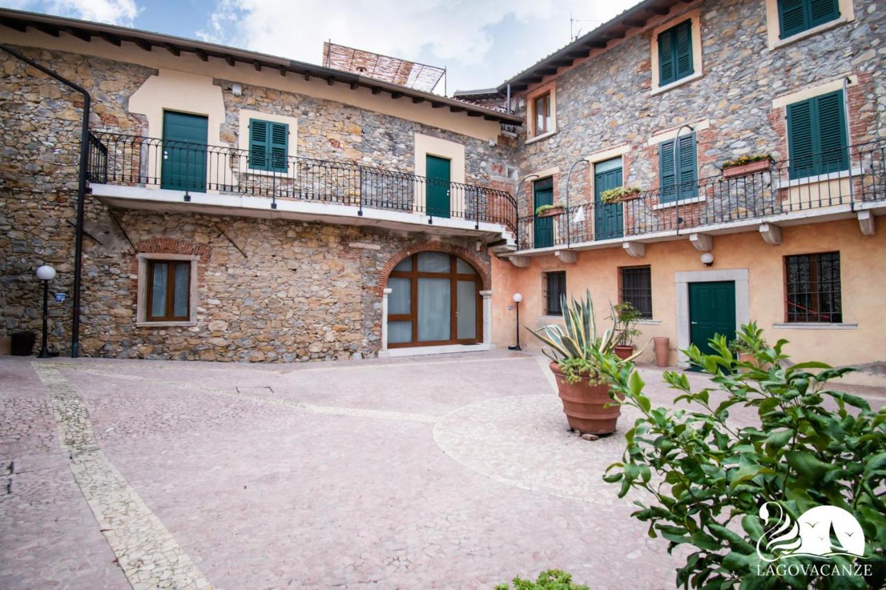 Luxus Gardoncino Apartment Манерба дел Гарда Екстериор снимка
